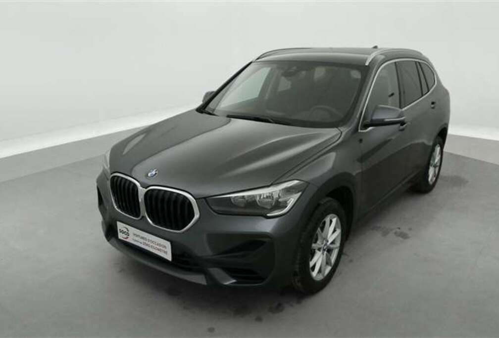 BMW 1.5i sDrive18  Navi / PDC av+ar