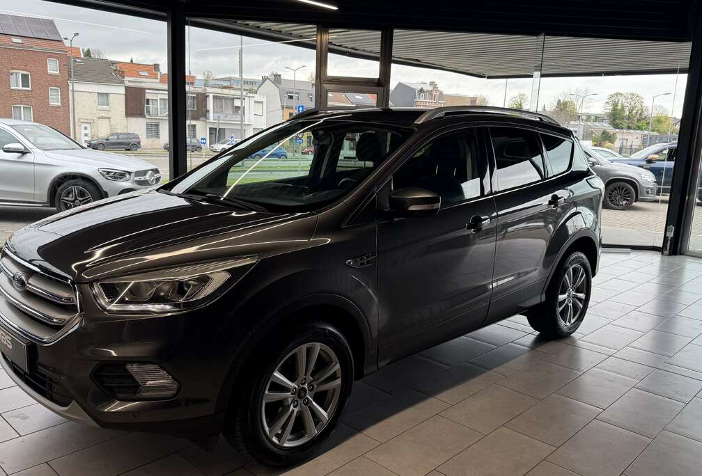 Ford CLIM* CRUISE* NAVI* RADAR* AV AR* GARANTIE 12 MOIS