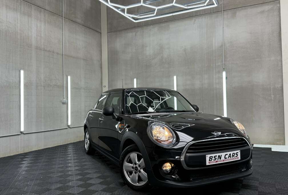 MINI /PDC/NAVI/CRUISE/OHBFULL/AC/GARANTIE
