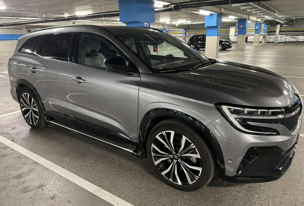 Renault FULL OPTION E-TECH Full Hybrid 200 Iconic 7-Sitzer