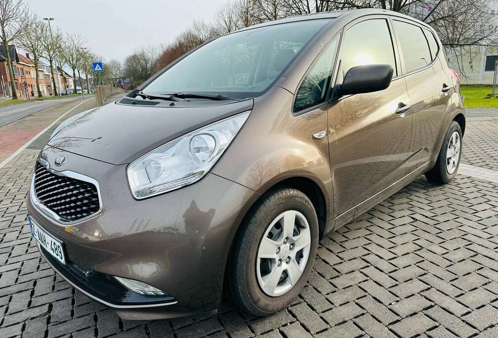 Kia 1.4i Lounge 20.000KM AIRCO GPS CAMERA 10.500€