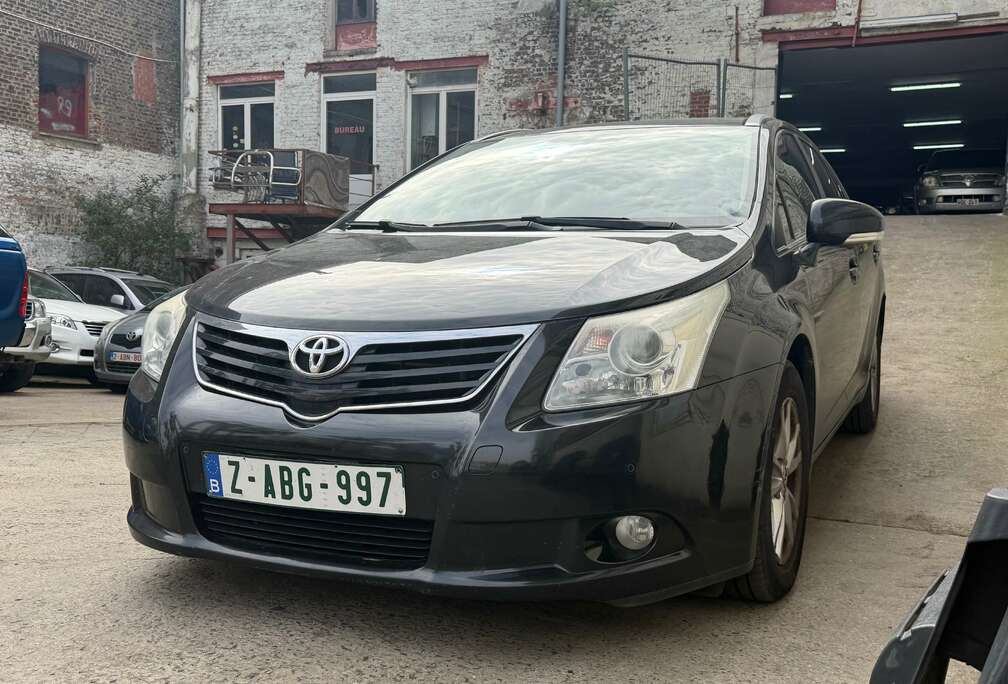 Toyota Avensis SW 2.0 D-4D Executive DPF