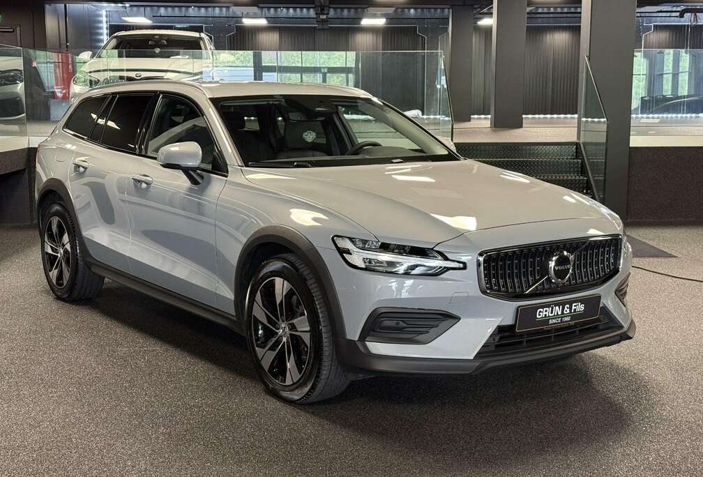 Volvo Plus Bright B4 AWD