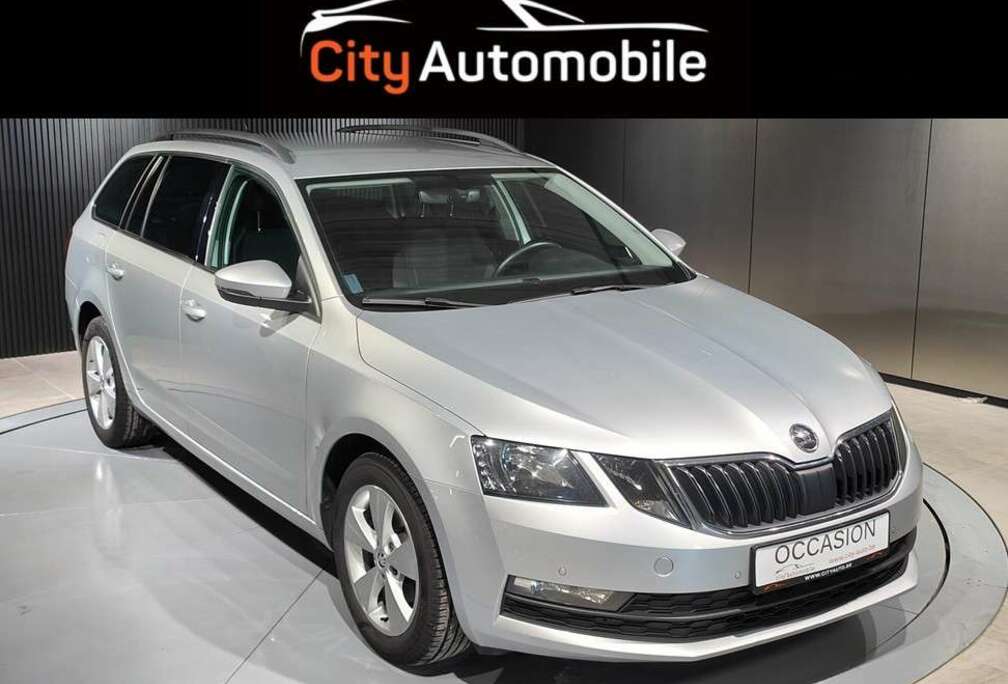 Skoda 1.6 TDI DSG CARPLAY APS AV/AR SIEGES CHAUFFANTS CR