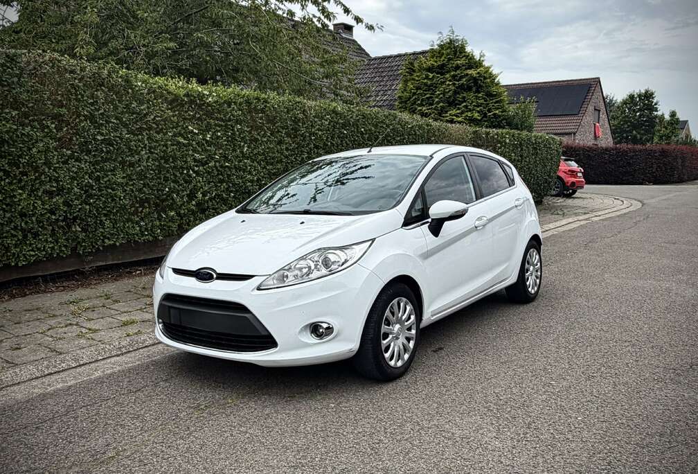 Ford 1.25i Titanium