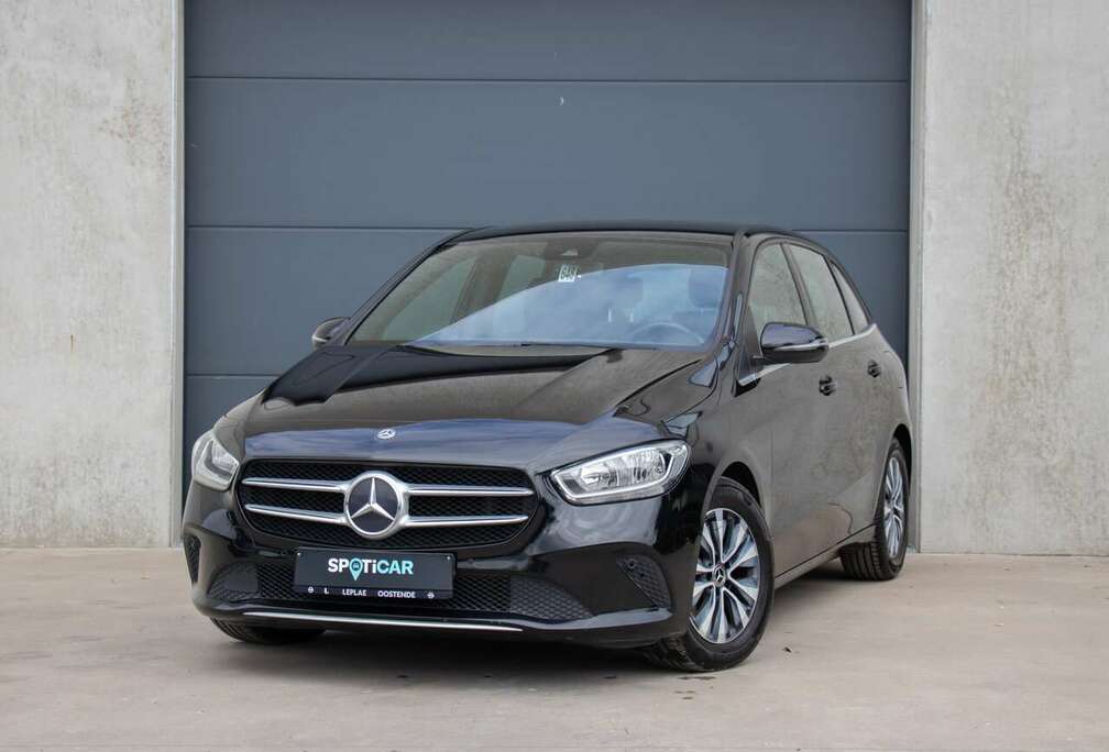 Mercedes-Benz 1.5 AUTOMAAT 115PK CAMERA|NAVI|SENSOREN