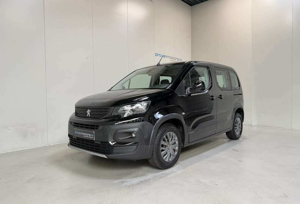 Peugeot 1.2 Benzine Man. - Airco - GPS - Topstaat! 1Ste...