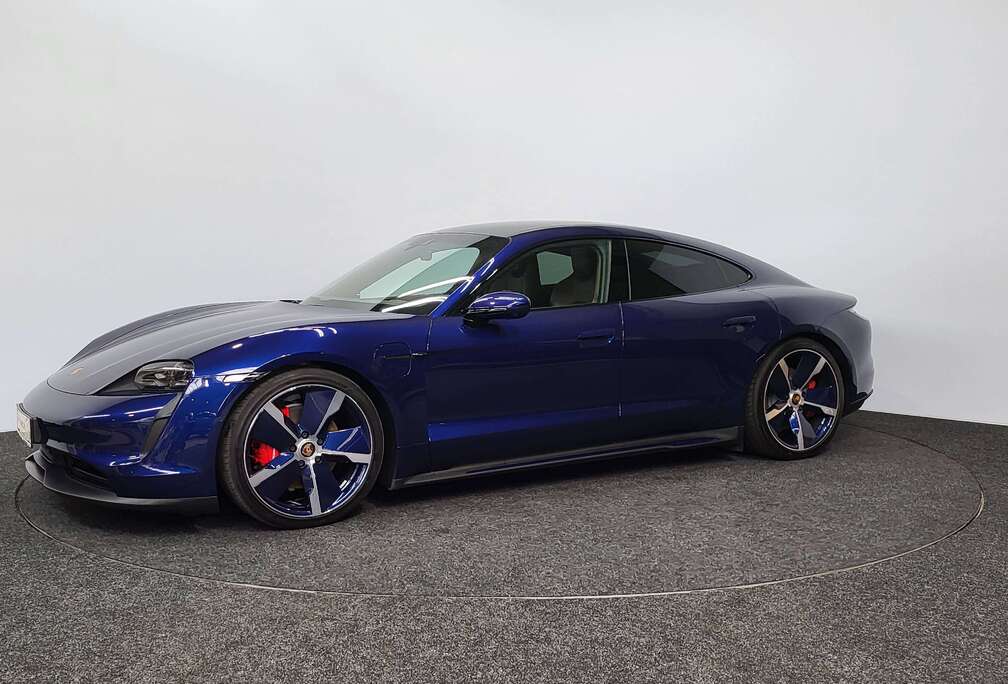 Porsche 4S 93.4 kWh | 2020 | 31.316 km | Matrix PDLS | Cam360 | Uniek | OLEA | Pano | CarPlay | AdaptiveCruise |BOSE| Luchtvering