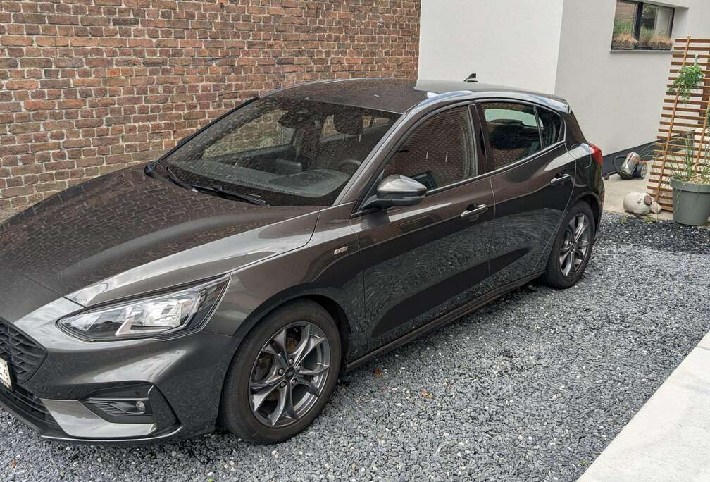 Ford Focus 1.0 EcoBoost ST-Line (EU6d)