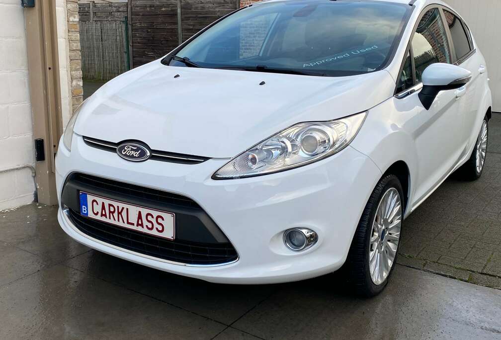 Ford Fiesta 1.4i Titanium Top Staat