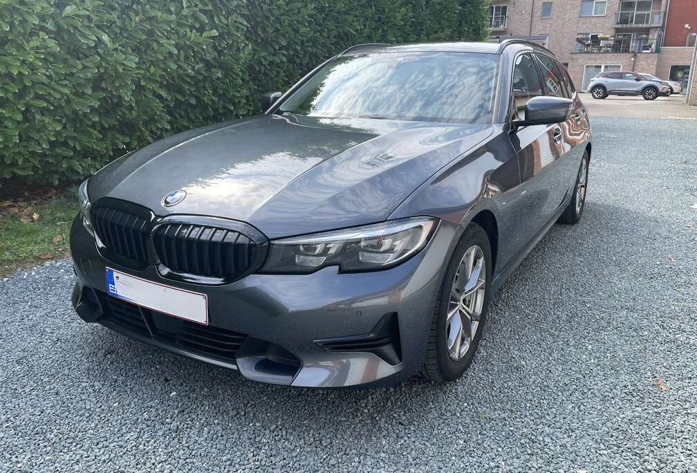 BMW 330i Touring Aut. Sport Line