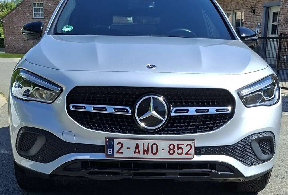 Mercedes-Benz Business Line