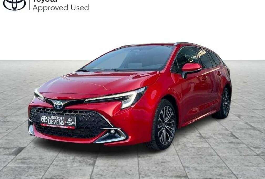 Toyota 1.8 Hyb Style + tech pack