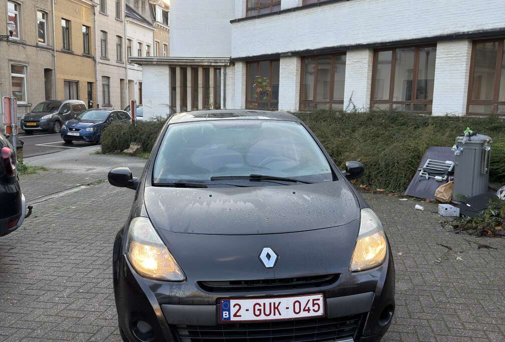 Renault 1.2i 16v Community Black