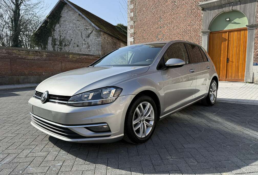 Volkswagen 1.6 TDi DSG*CARPLAY*CAMERA*LED AMBIANCE*