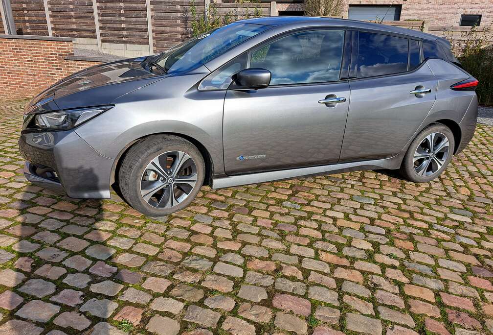 Nissan Leaf 40 kWh N-Connecta