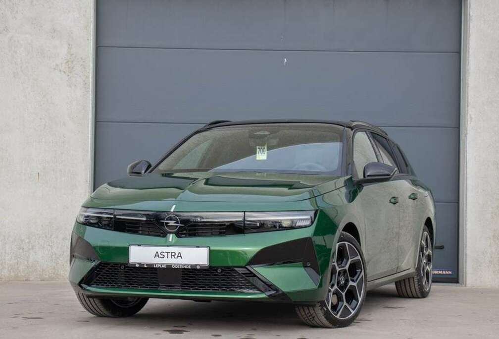 Opel ST FACELIFT1.6 PHEV 196PKULTIMATENIEUW STOCK