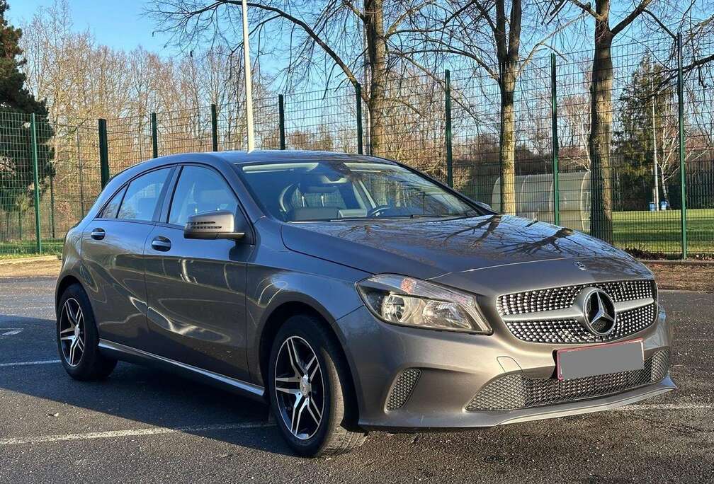 Mercedes-Benz A 160d  Automatique  Apple CarPlay  Caméra