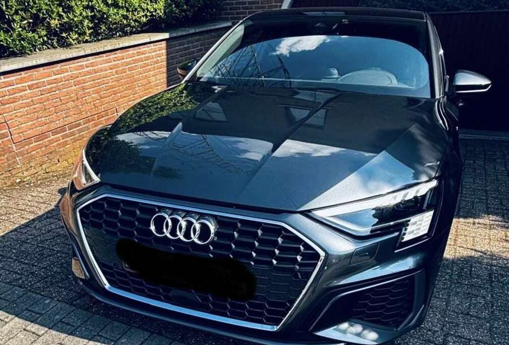 Audi Sportback 35 TFSI S line tronic