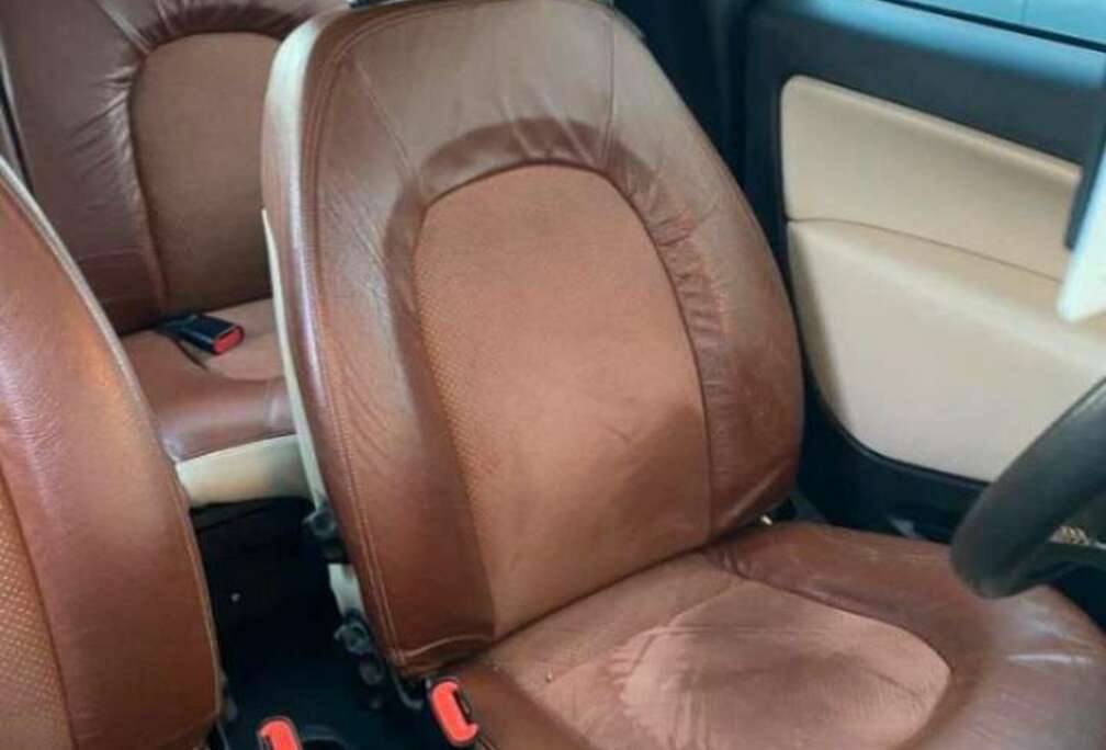 Lancia 1.4 95cv  MOMO DESIGN