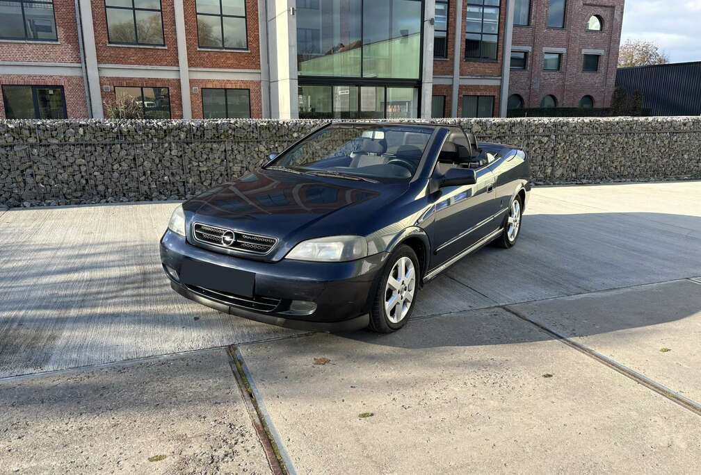 Opel 1.6i XE 16v Bertone Edition