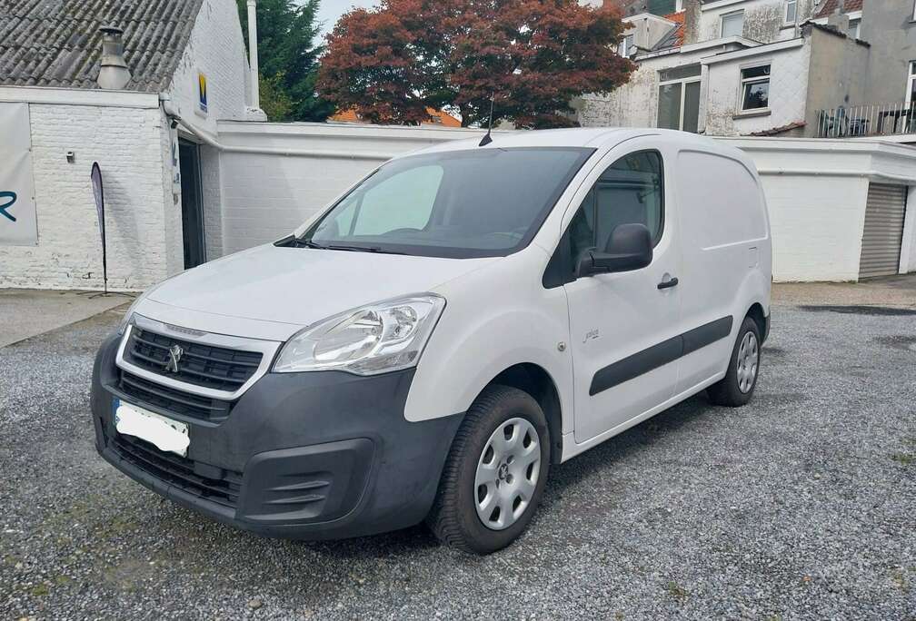 Peugeot 1.6 BlueHDi * 3 pl * A/C * NVL DISTRIBUTION *