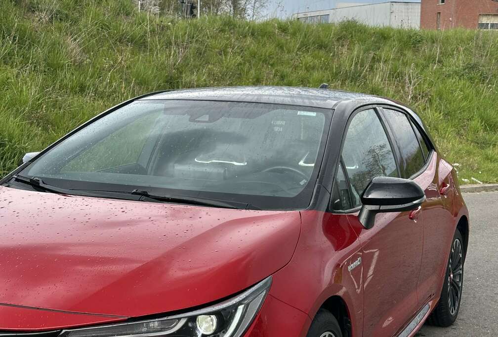 Toyota Hybrid 1.8 GR Sport