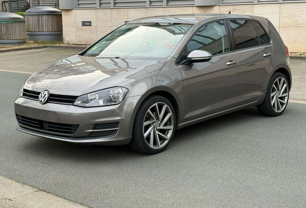 Volkswagen Golf 1.6 CR TDi Trendline