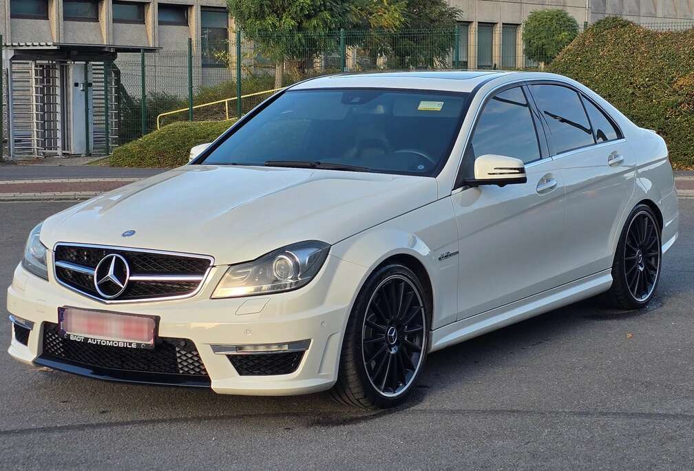 Mercedes-Benz C 63 AMG