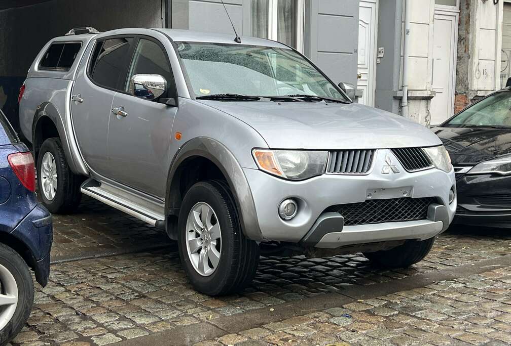 Mitsubishi 2.5 Tdint. GLS 4WD