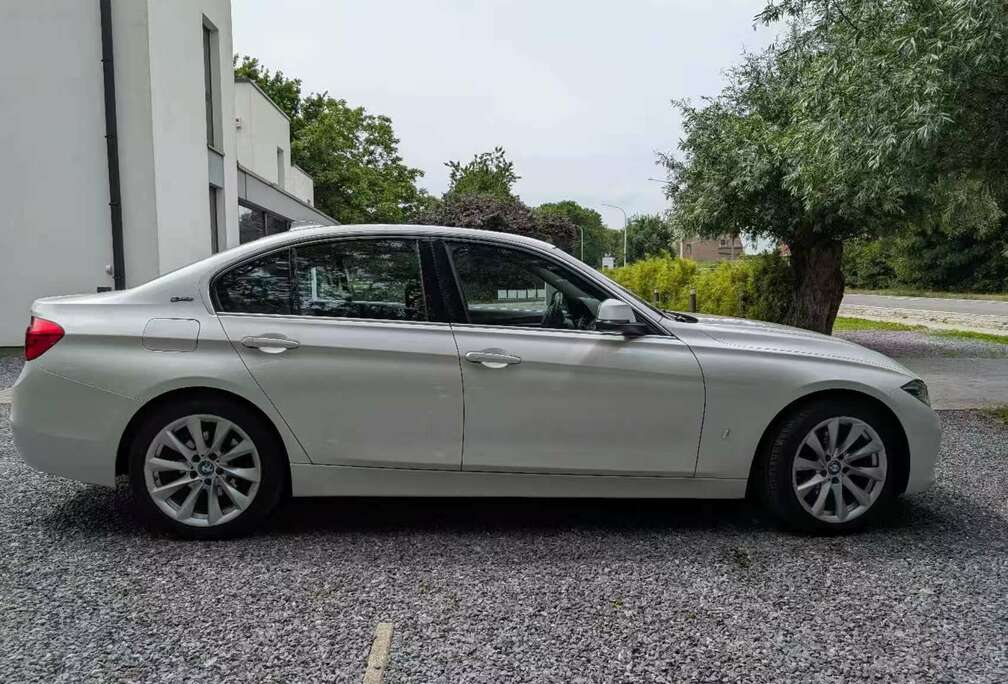 BMW 330e iPerformance