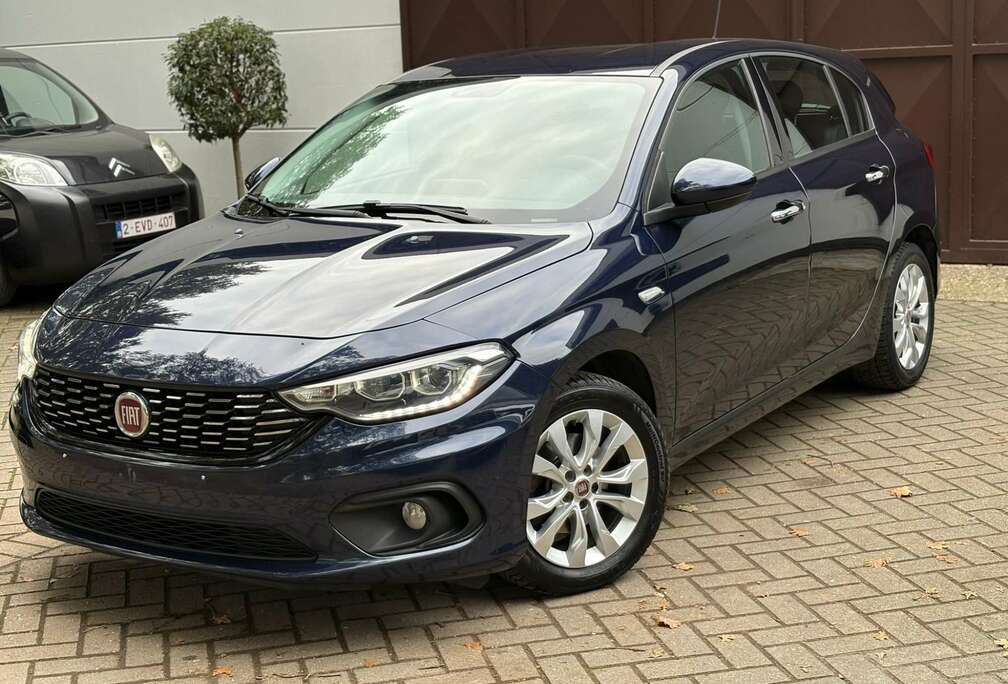 Fiat Tipo 1.4i Lounge