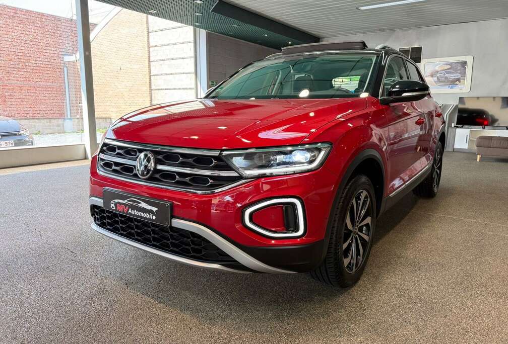 Volkswagen 1.0TSI * LED * Toit Pano * Semi-cuir * Navi * Clim