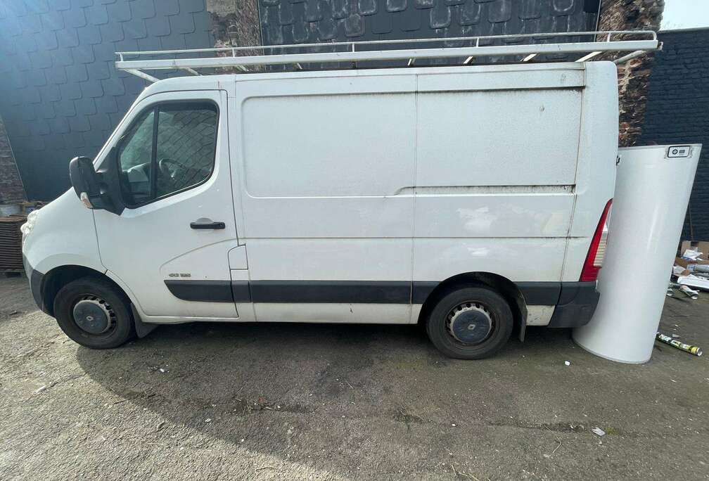 Renault 2.3 dCi 35 L2H2 Confort (E5)