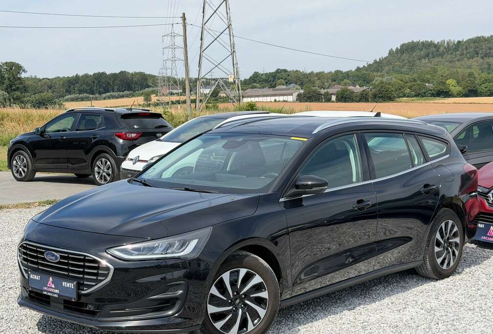 Ford TITANIUM - FACELIFT - 1.5 TDCI - AUTOMATIQUE - GARANTIE