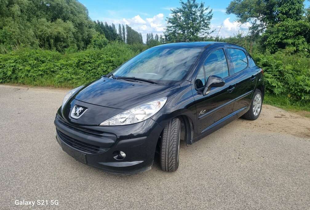 Peugeot 1.4i Trendy