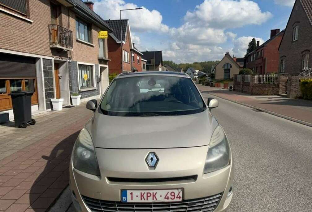 Renault DCI 130 DYNAMIQUE PRO