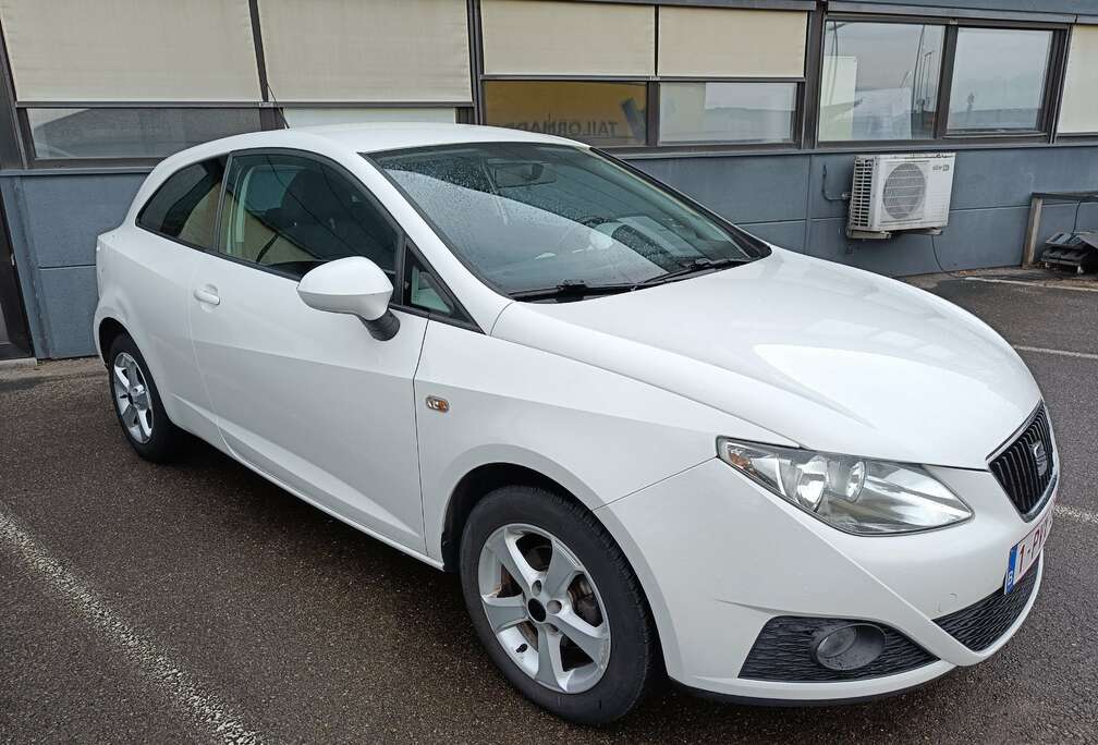 SEAT Ibiza SC 1.6 16V Sport