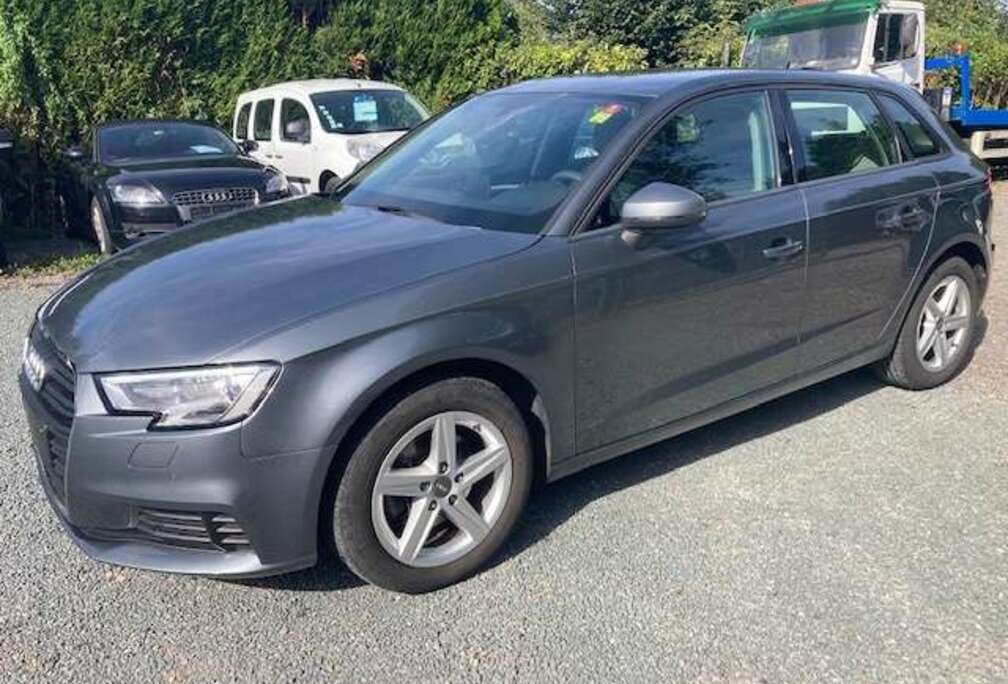 Audi 1,0 TFSI  Cuir-Leder  15.660 + TVA/BTW