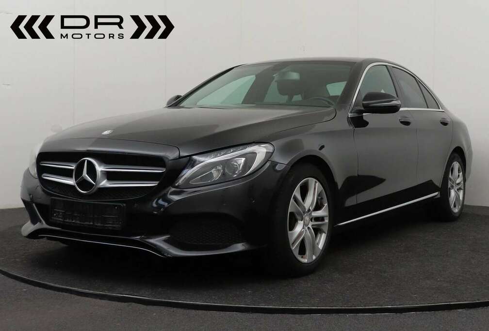 Mercedes-Benz BERLINE - NAVI - LEDER