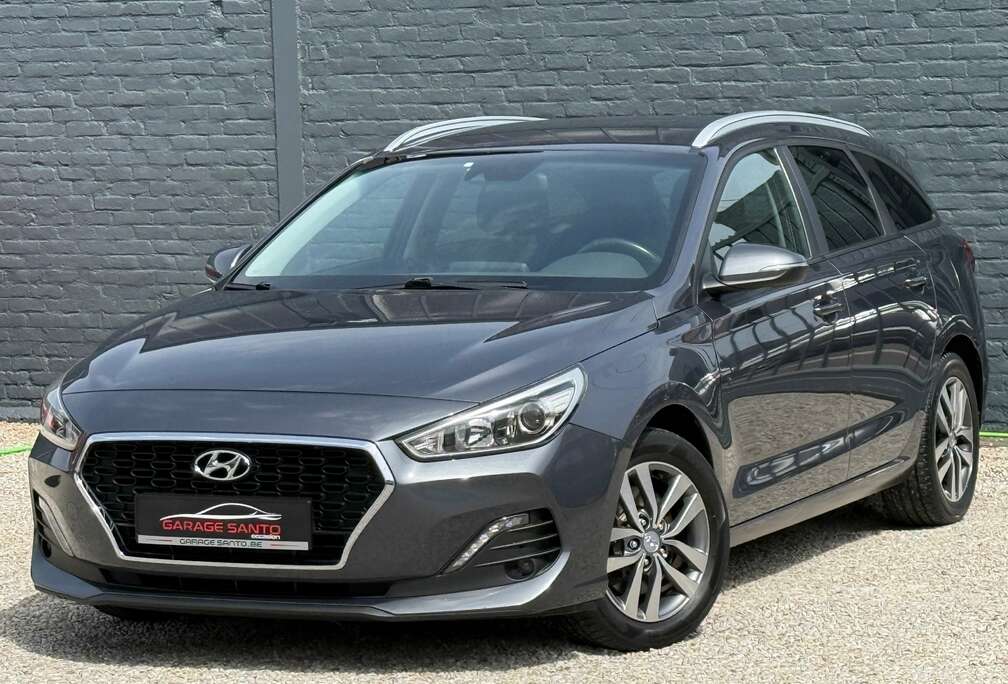 Hyundai i30 SW 1.6 CRDi Twist  MARCHAND - EXPORT