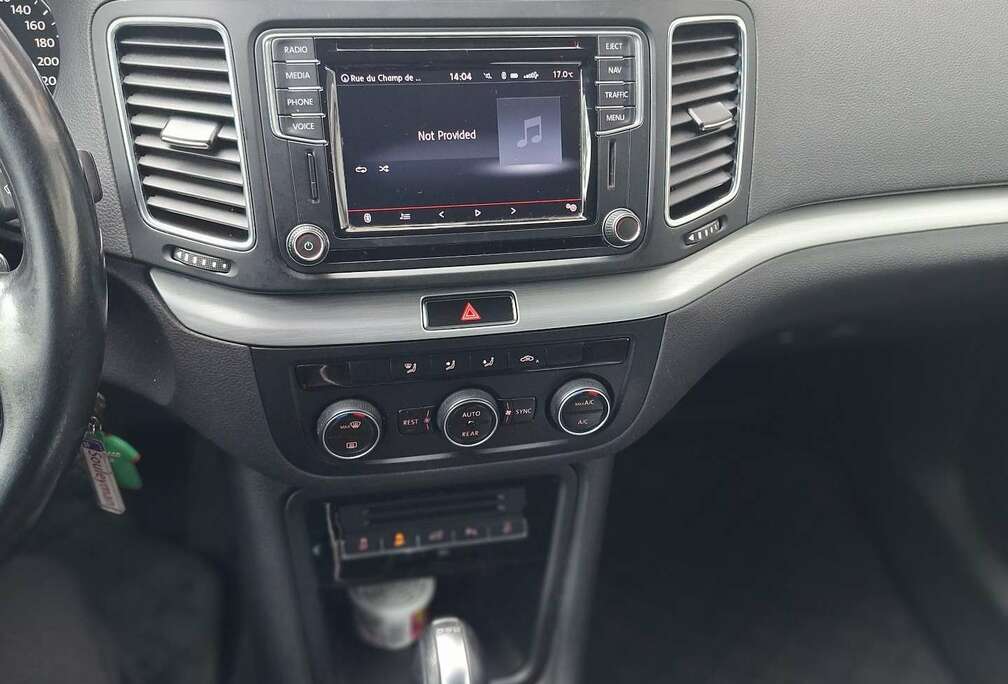 Volkswagen 2.0 TDi SCR Sound DSG