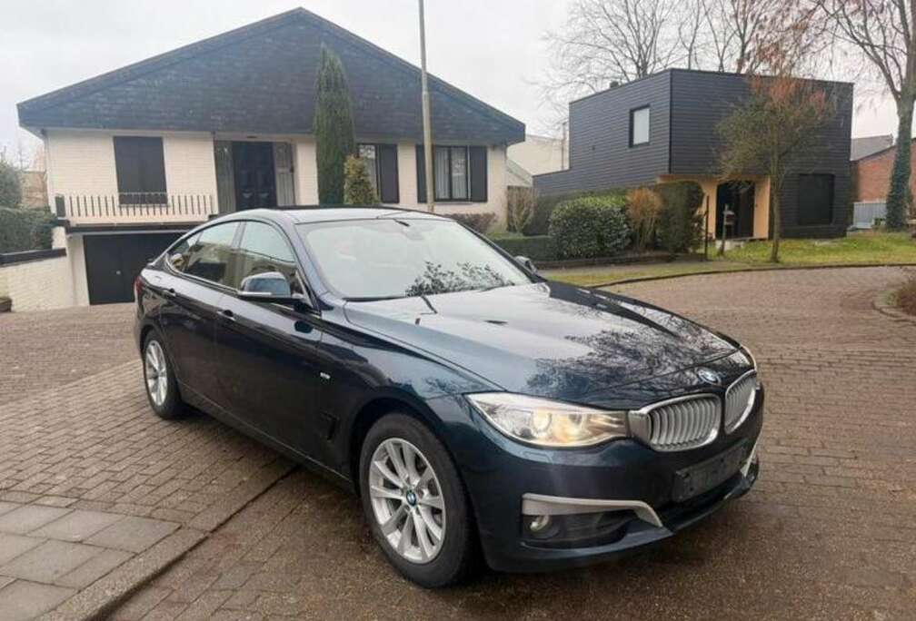 BMW Gran Turismo 320i Xdrive