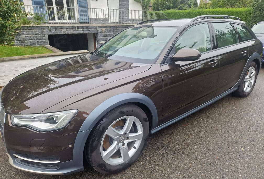 Audi A6 Allroad 3.0 TDi V6 Quattro S tronic