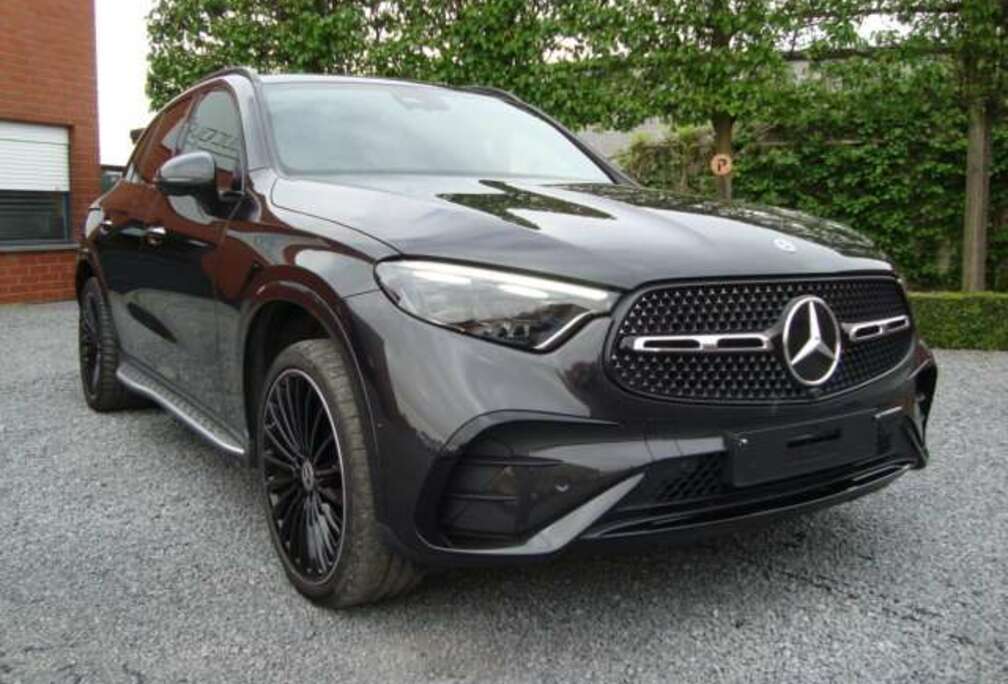 Mercedes-Benz GLC- 300 4Matic 9G-TRONIC AMG Line