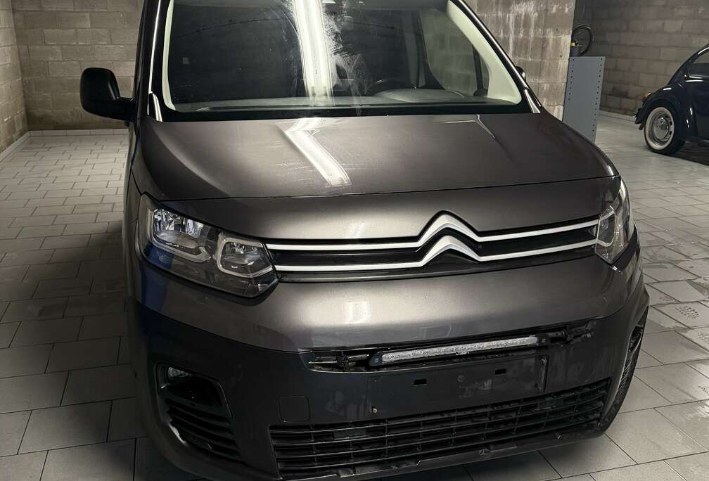 Citroen 1.5 BlueHDi M Light Control S/S (6.2)