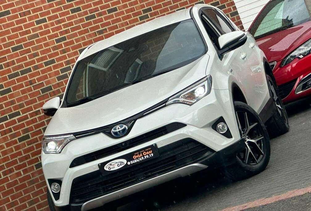 Toyota // 12.2027 GARANTIE TOYOTA // PARFAIT ÉTAT //