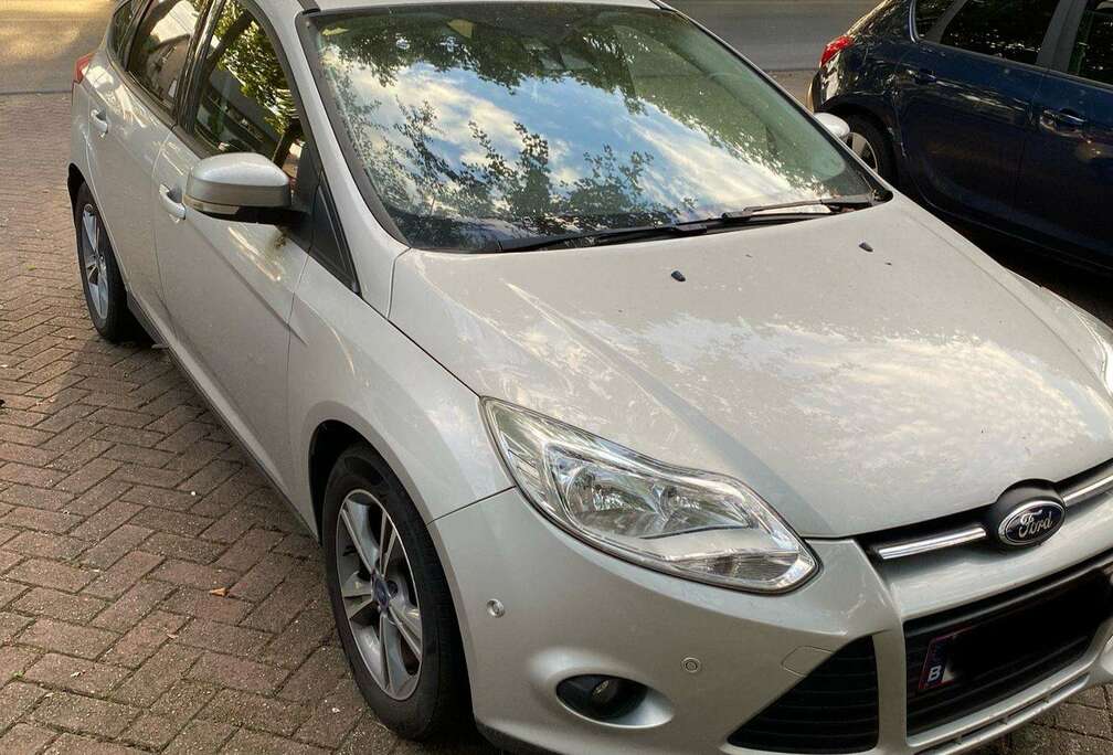 Ford Focus 1.0 EcoBoost ECOnetic Tech. Titanium