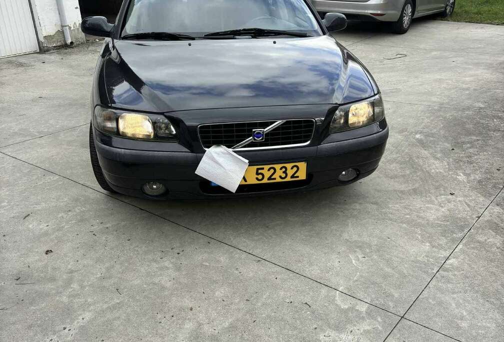 Volvo 2.4i 20v Elegance