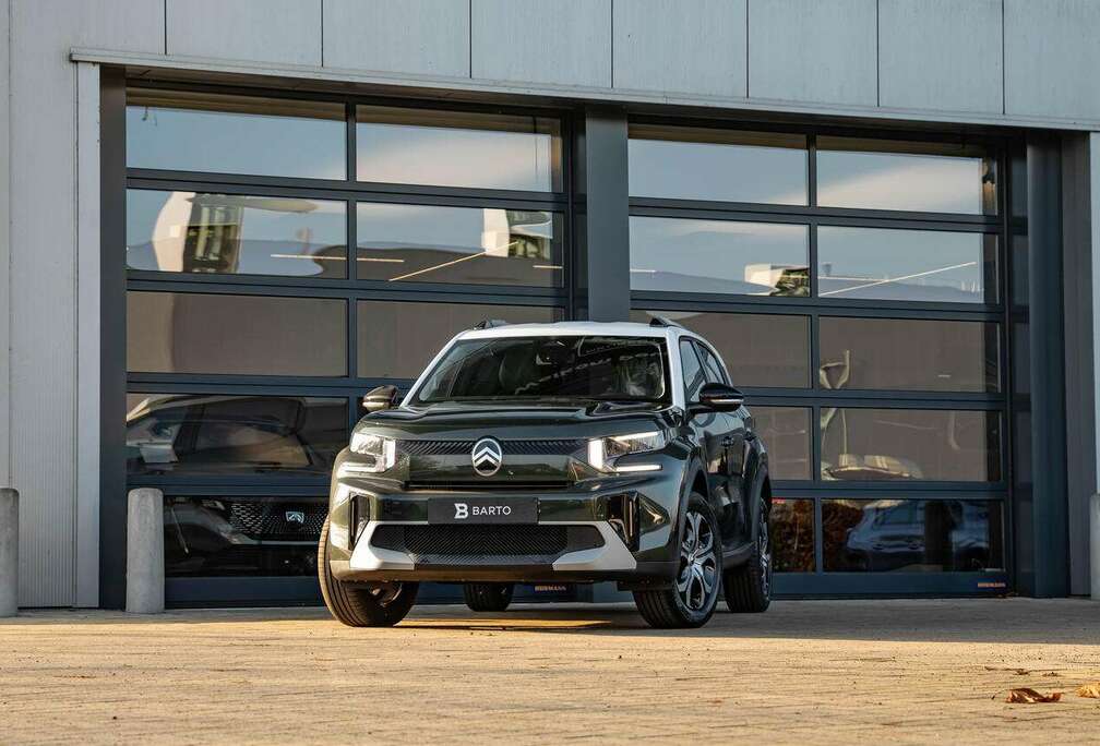 Citroen 1.2 Turbo 100pk MT6  PLUS  Camera  Airco  Ap...